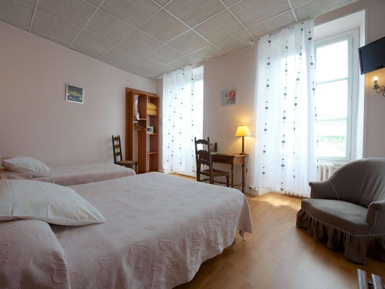 Logis Hotel De France Arudy Exterior photo